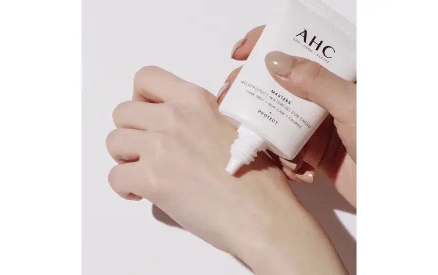 [수분] AHC 마스터즈 멜라프로텍트 워터풀 선크림 40ml 상세페이지 13